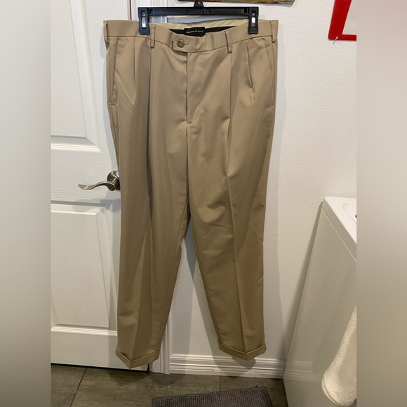 Dockers Khaki‎ Dress Pants - Picture 1 of 4